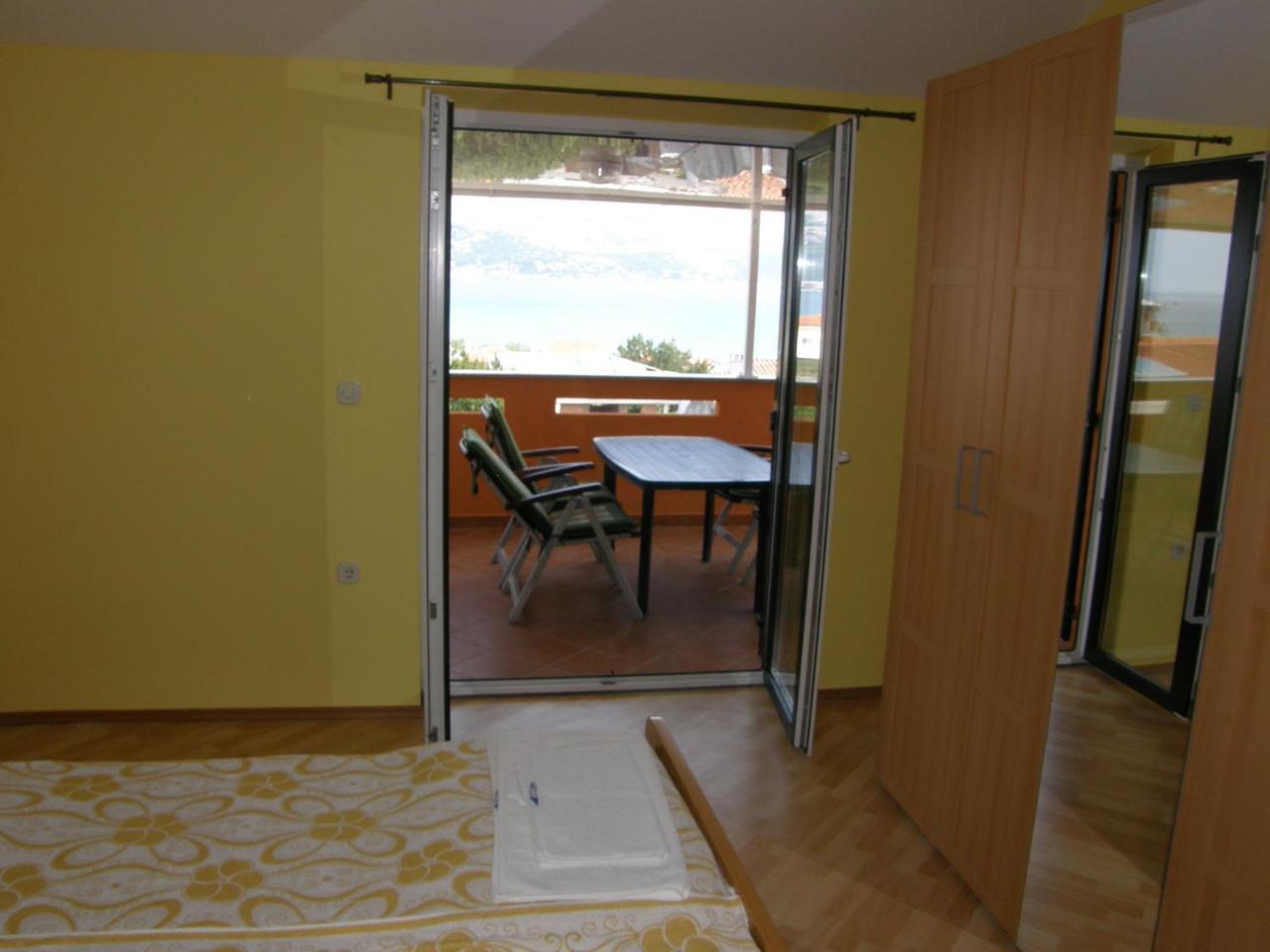 Apartments Pintar Zarok Baška Habitación foto