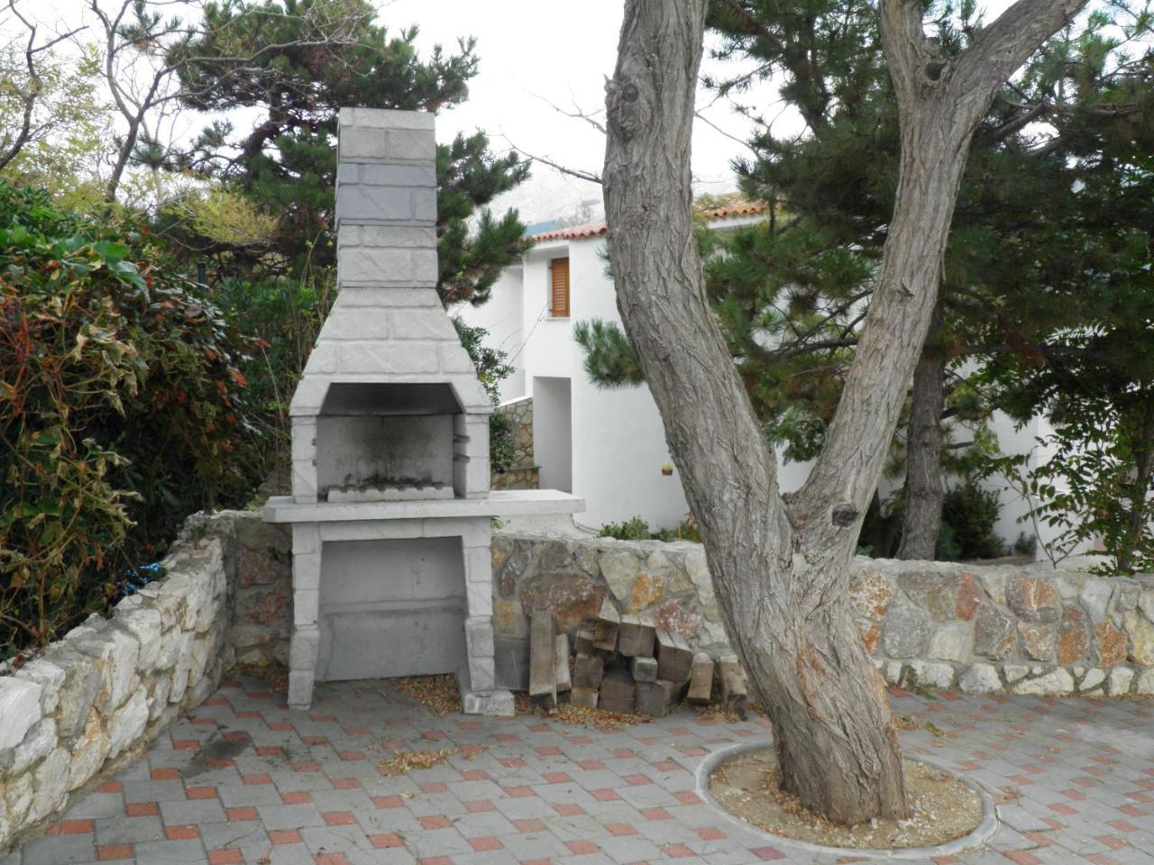 Apartments Pintar Zarok Baška Exterior foto